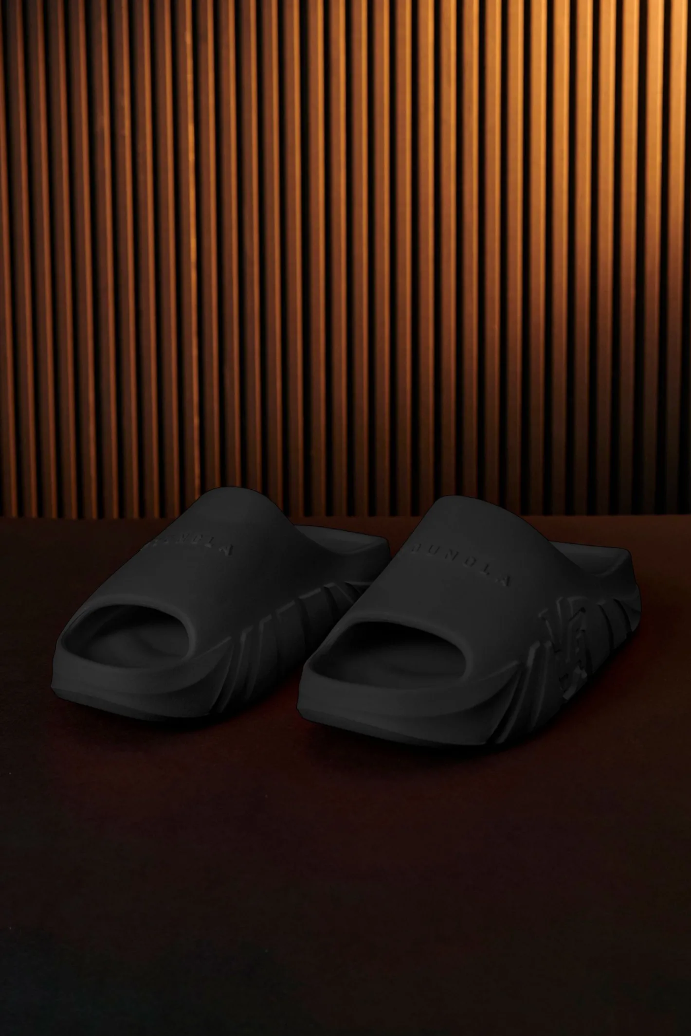 Youngla 960-Cloud 9 Slides<Men Accessories