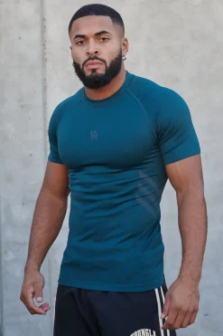 Youngla 425-Iron Compression Tees<Men Shirts
