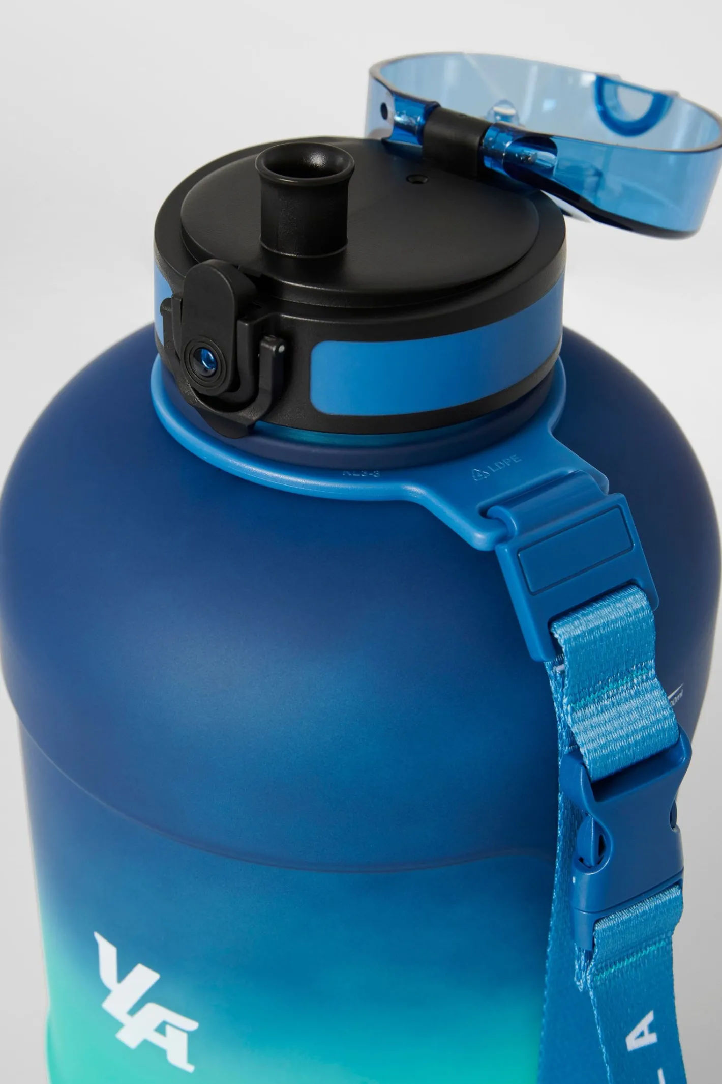Youngla 941-Lah Jug 2.0<Men Accessories