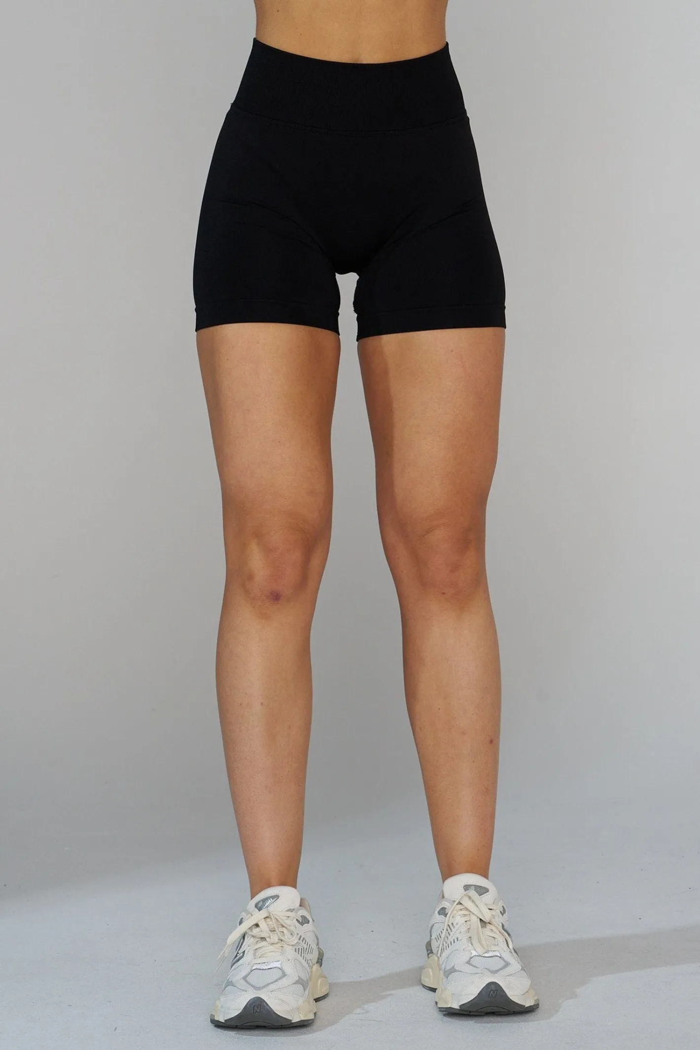 Youngla W133-Curve Seamless Shorts<Women Shorts