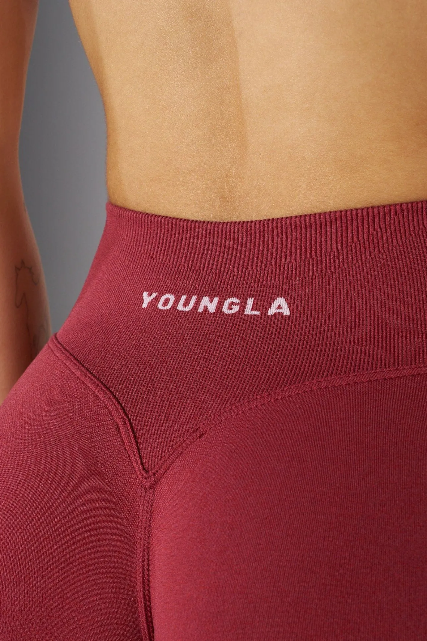 Youngla W133-Curve Seamless Shorts<Women Shorts