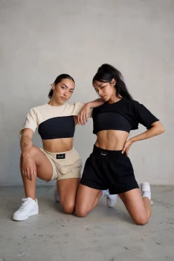 Youngla W410-Cut Out Tee<Women Tops